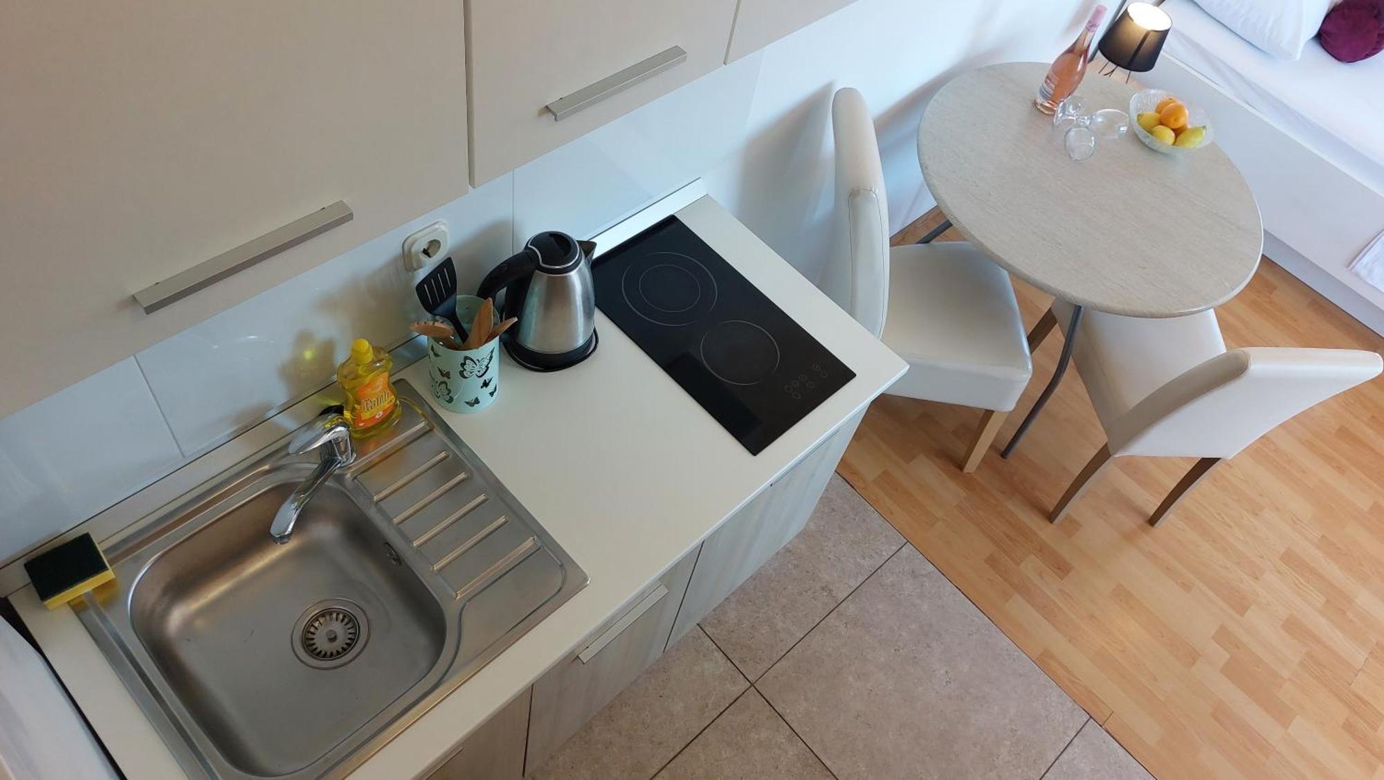 Sea Side Apartments Vodice Luaran gambar