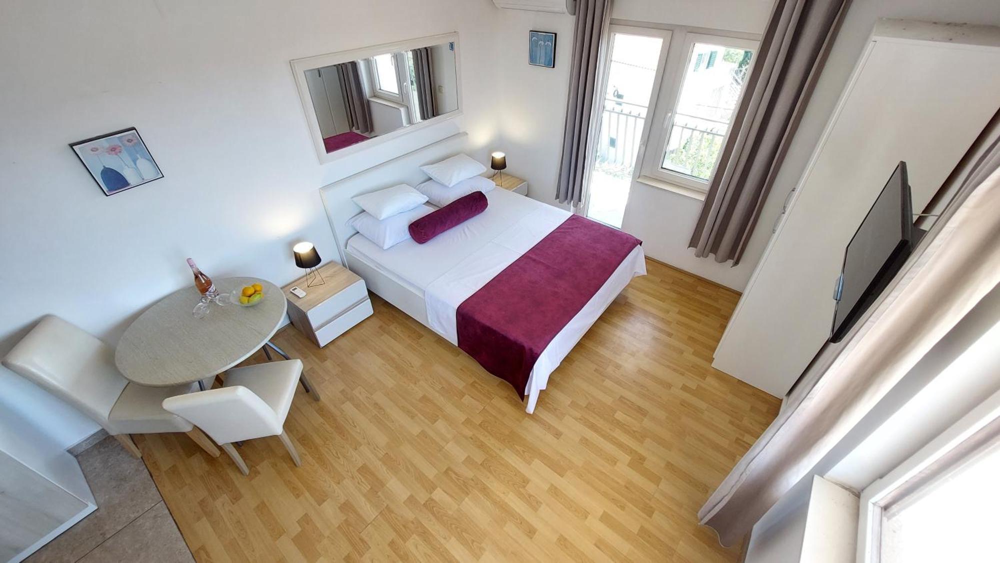 Sea Side Apartments Vodice Luaran gambar