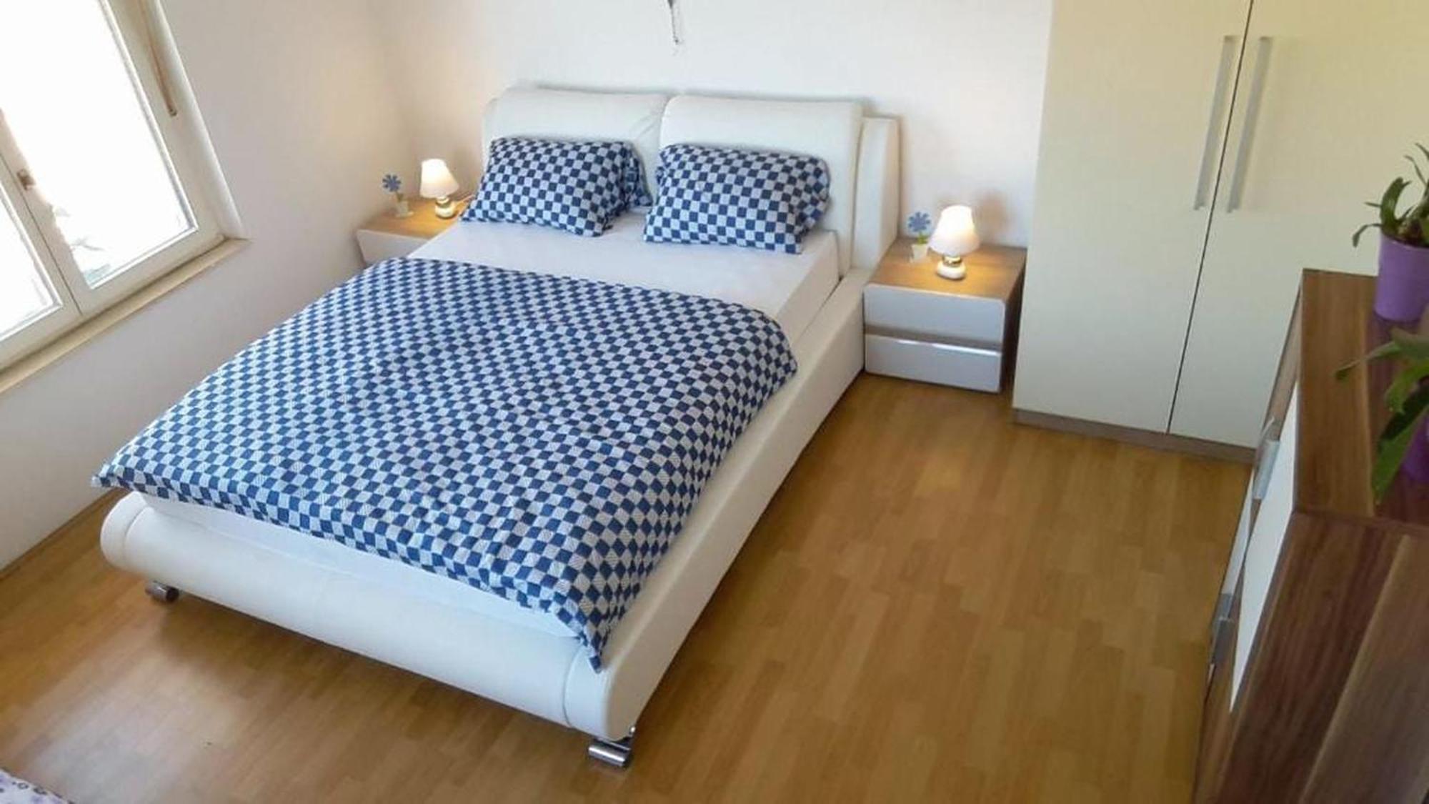 Sea Side Apartments Vodice Bilik gambar