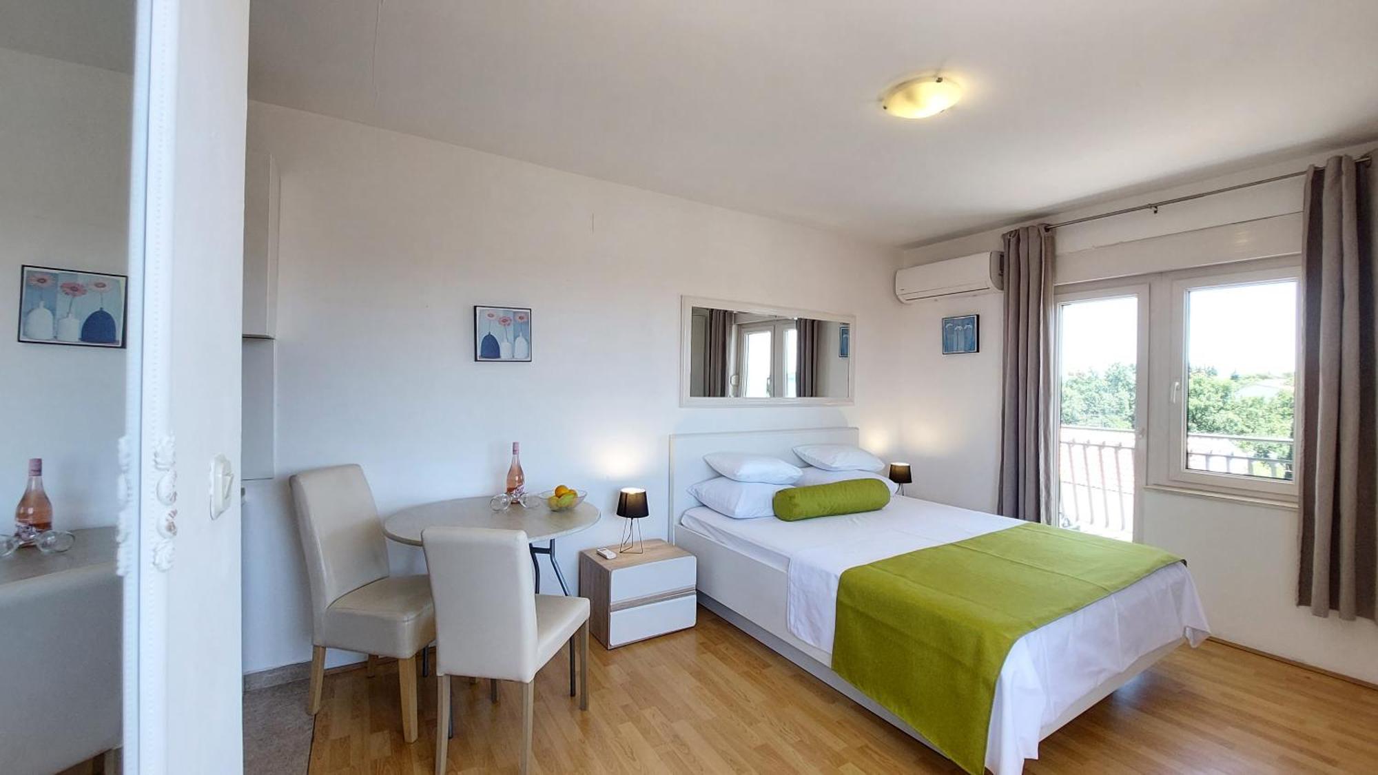 Sea Side Apartments Vodice Luaran gambar